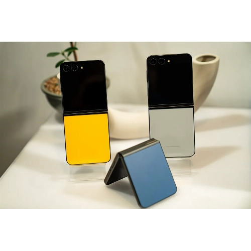 Samsung Galaxy Z Flip 5: Переверни мир смартфонов вместе с нами