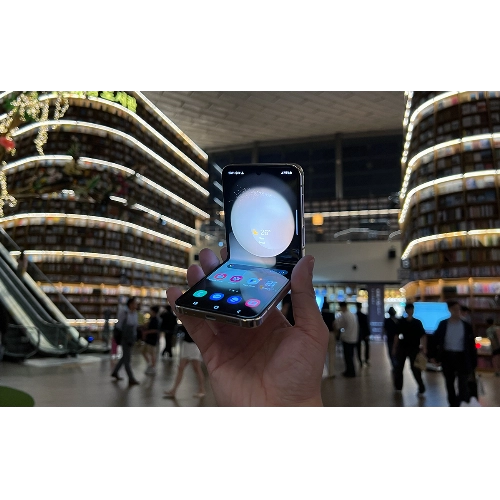 Революционный Samsung Galaxy Z Flip 5: Новые Горизонты Складываемых Телефонов